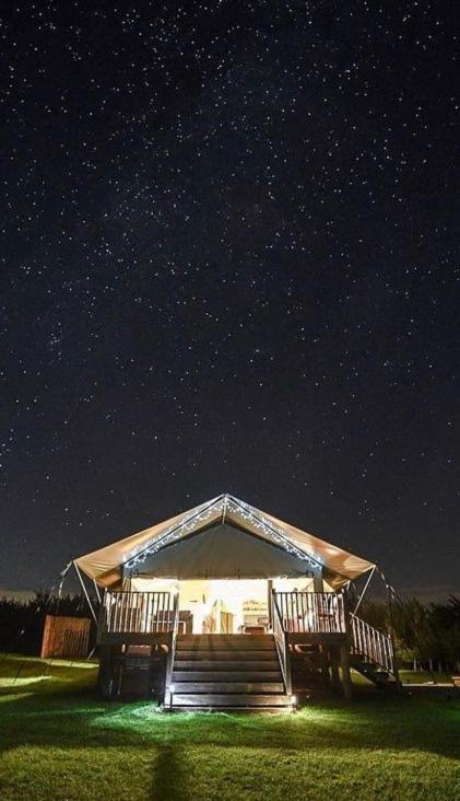 Отель Midleydown Luxury Glamping Эксетер Экстерьер фото